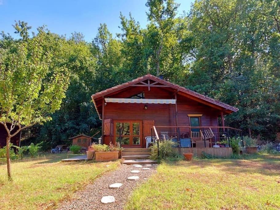 Chalet Au Milieu De La Foret Avec Lac A Proximite Layrac Екстер'єр фото